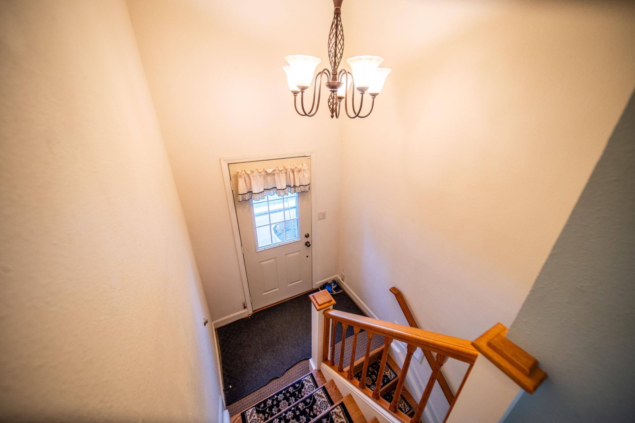 607 Stagecoach Road Mantorville, MN 55955 - Photo 3 of 68