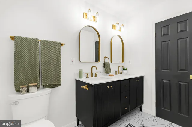 $424,900 | 1917 Campbell Drive, Suitland, MD 20746