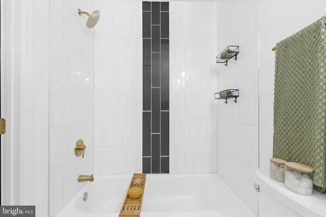 $424,900 | 1917 Campbell Drive, Suitland, MD 20746