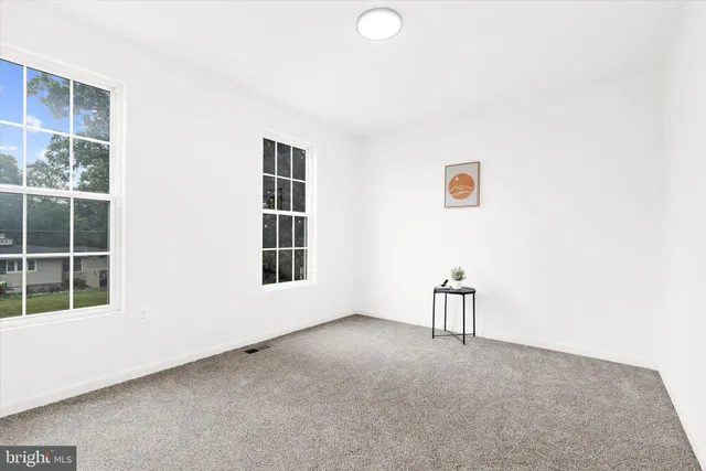 $424,900 | 1917 Campbell Drive, Suitland, MD 20746