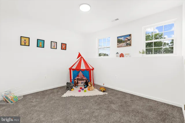 $424,900 | 1917 Campbell Drive, Suitland, MD 20746