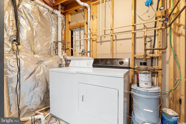 $424,900 | 1917 Campbell Drive, Suitland, MD 20746