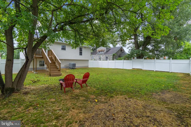 $424,900 | 1917 Campbell Drive, Suitland, MD 20746