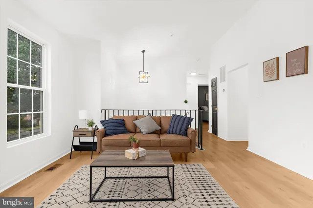 $424,900 | 1917 Campbell Drive, Suitland, MD 20746