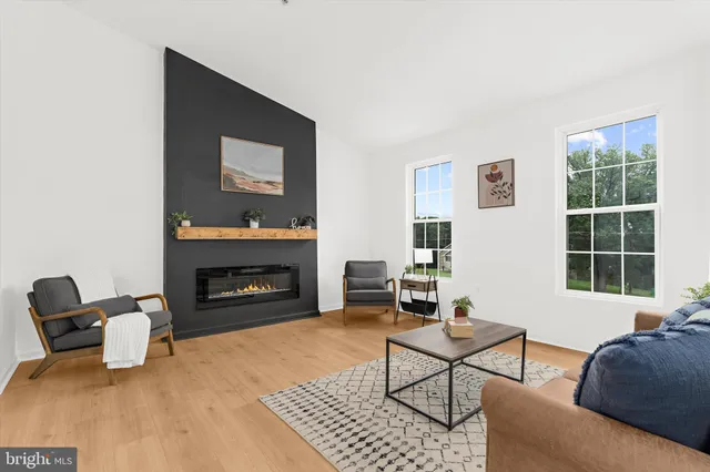 $424,900 | 1917 Campbell Drive, Suitland, MD 20746