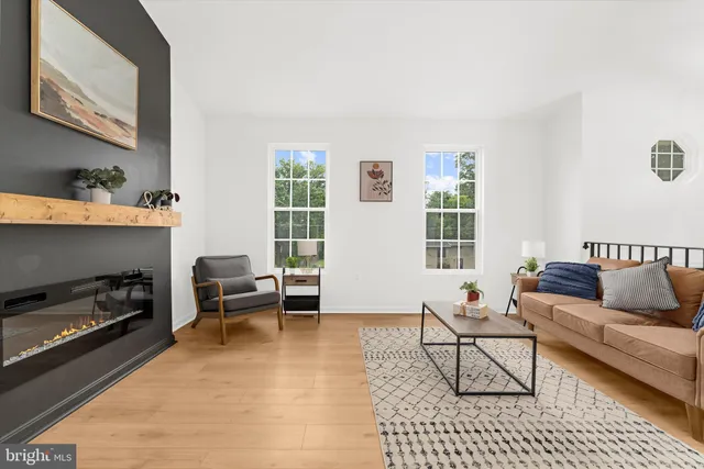 $424,900 | 1917 Campbell Drive, Suitland, MD 20746