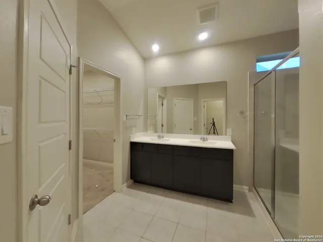 $1,589 | 13307 Badlands Bend, St. Hedwig, TX 78152