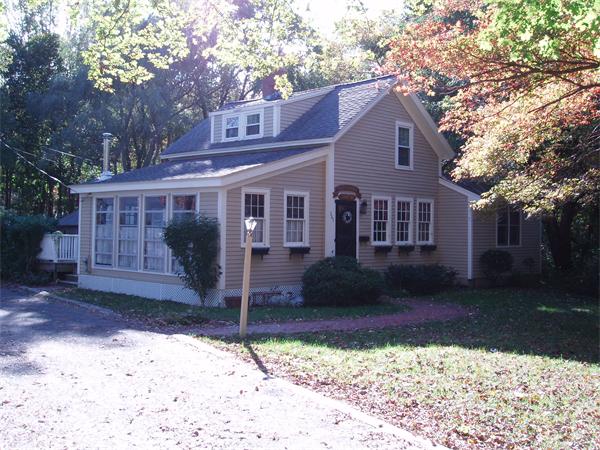 385-379 Tilden Road Scituate, MA 02066 - Photo 3 of 19 Gallery Image 3
