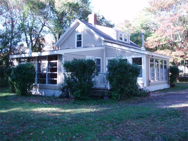 385-379 Tilden Road Scituate, MA 02066 - Photo 4 of 19 Gallery Image 4