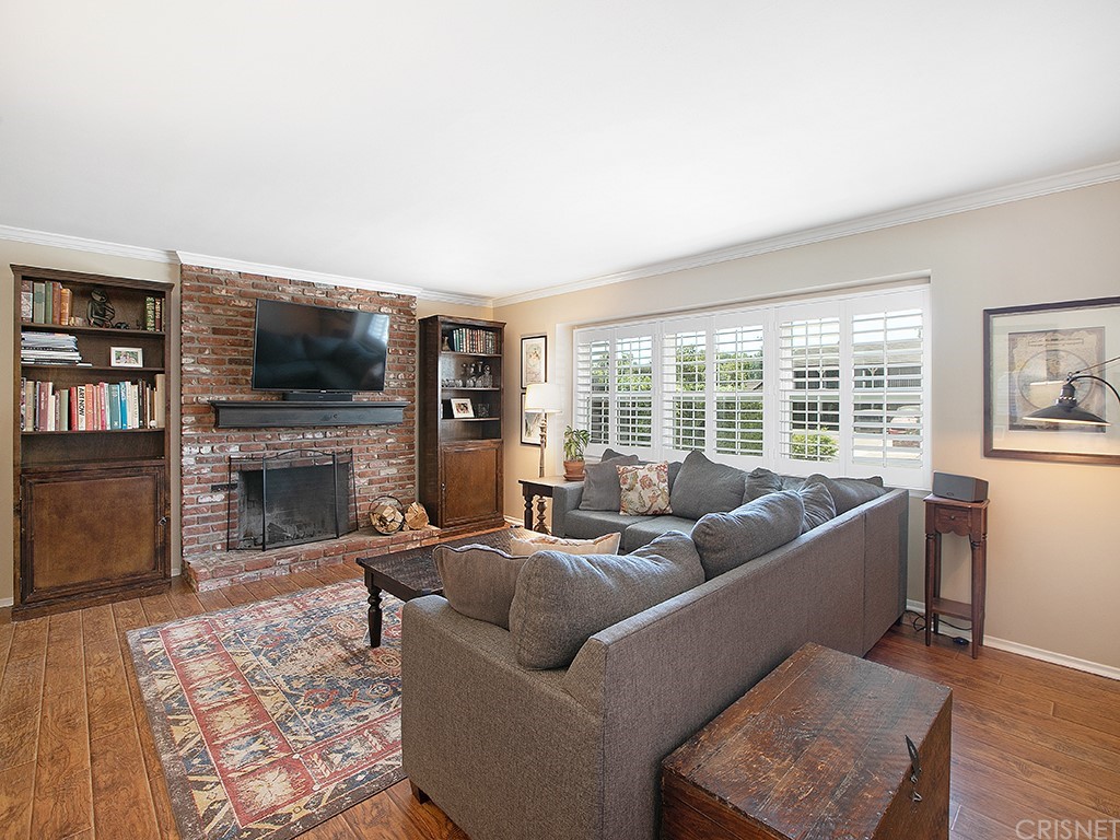 3430 Quincy Avenue Simi Valley, CA 93063 - Photo 4 of 25