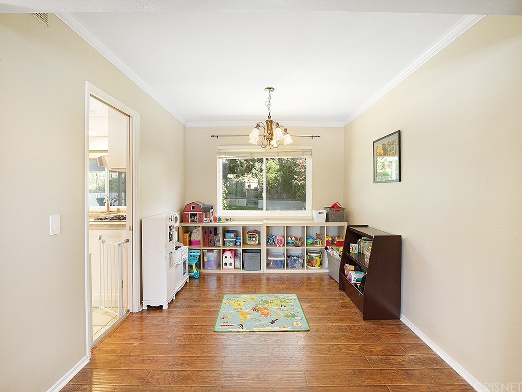 3430 Quincy Avenue Simi Valley, CA 93063 - Photo 10 of 25