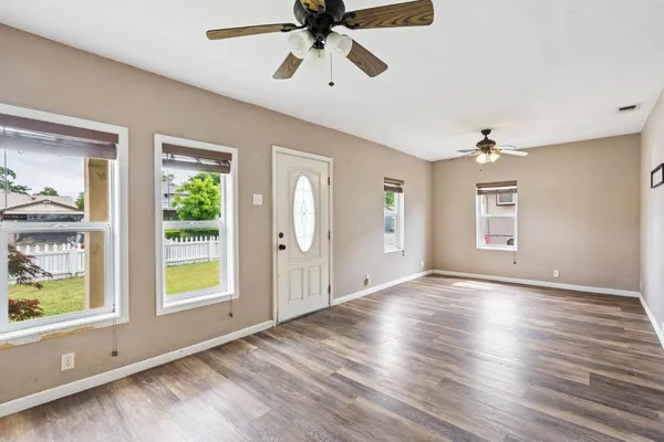 $360,000 | 5410 Mendocino Boulevard, Sacramento, CA 95820