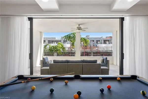 $3,000,000 | 1135 3rd Avenue South, Unit 119, Naples, FL 34102
