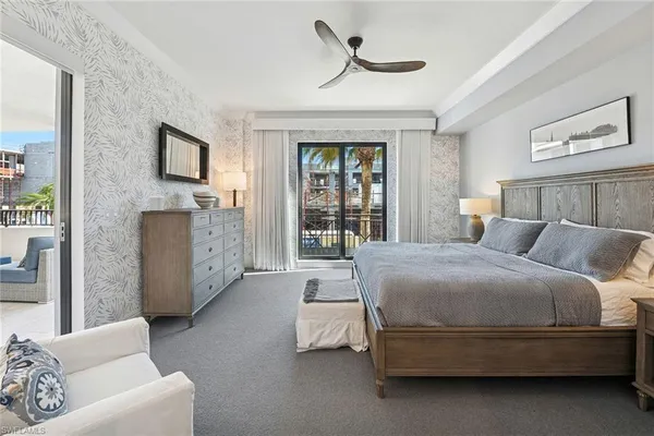 $3,000,000 | 1135 3rd Avenue South, Unit 119, Naples, FL 34102