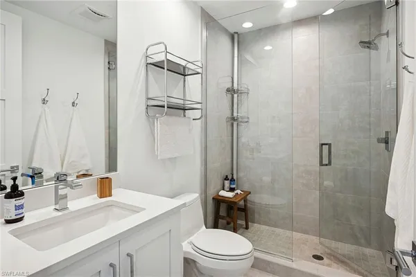 $3,000,000 | 1135 3rd Avenue South, Unit 119, Naples, FL 34102