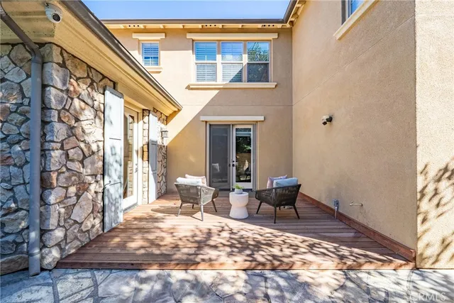 $1,750,000 | 26 Twin Gables, Irvine, CA 92620