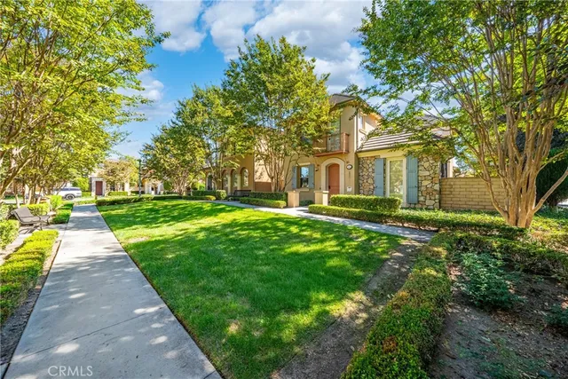 $1,750,000 | 26 Twin Gables, Irvine, CA 92620