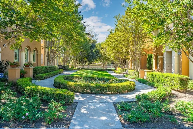 $1,750,000 | 26 Twin Gables, Irvine, CA 92620