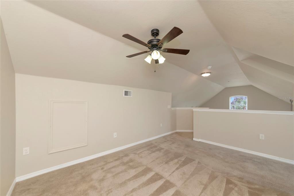 5560 Rosehill Road, Unit 201 Sarasota, FL 34233 - Photo 18 of 61