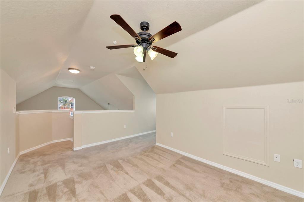 5560 Rosehill Road, Unit 201 Sarasota, FL 34233 - Photo 19 of 61