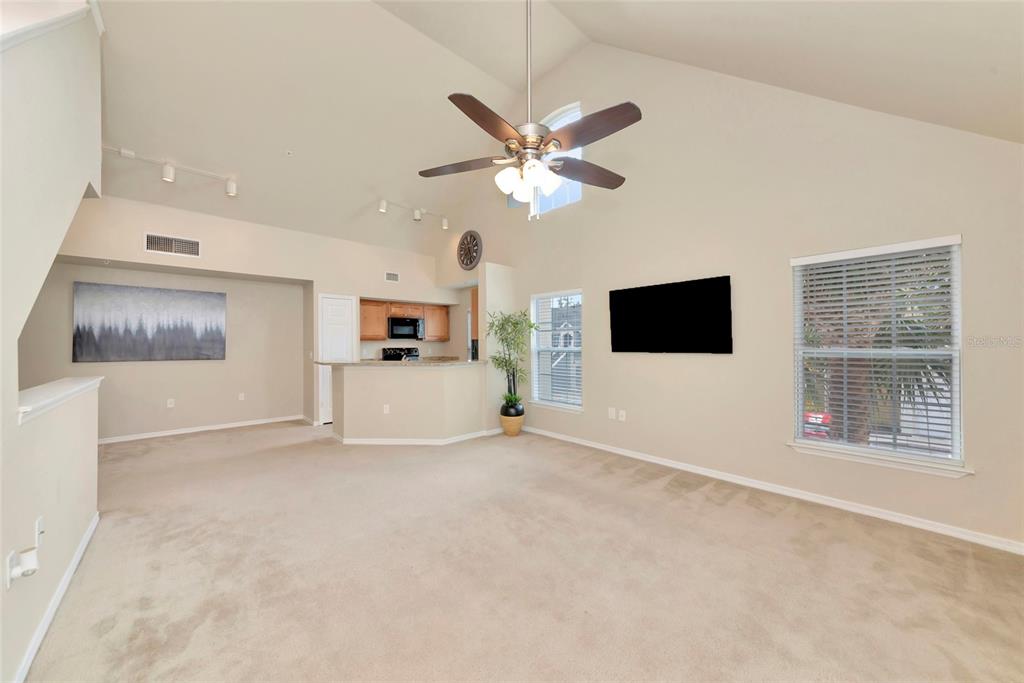 5560 Rosehill Road, Unit 201 Sarasota, FL 34233 - Photo 3 of 61