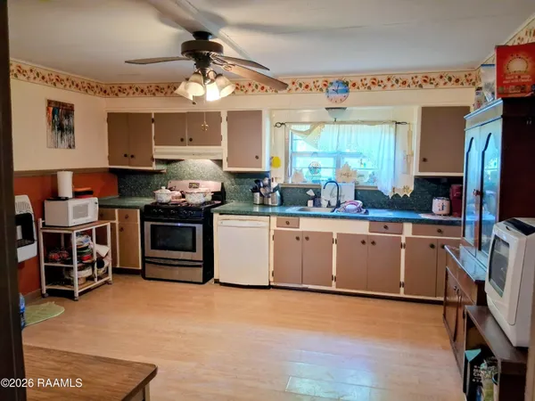 $80,000 | 660 Couvillion Street, Moreauville, LA 71355