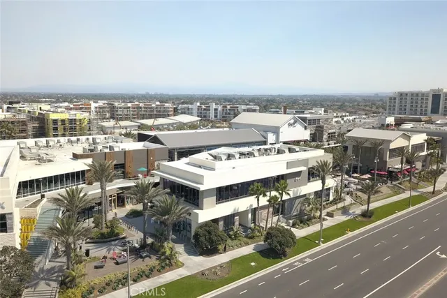 $3,850 | 310 Lake Street, Huntington Beach, CA 92648