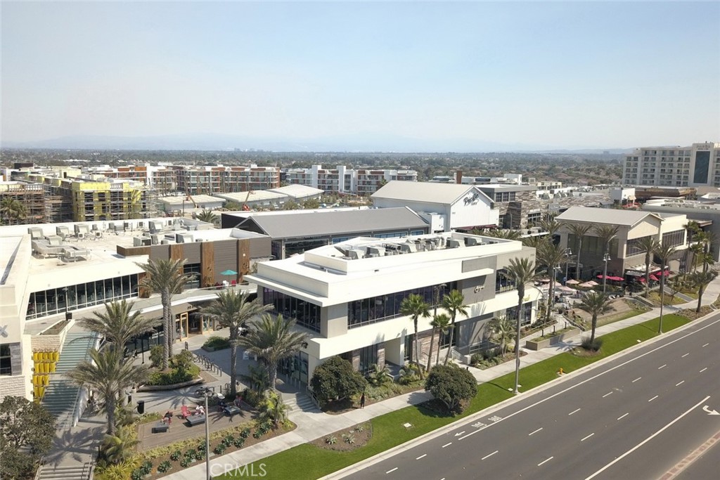 310 Lake Street Huntington Beach, CA 92648 - Photo 37 of 38 an aerial view of a city