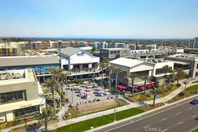 $3,850 | 310 Lake Street, Huntington Beach, CA 92648