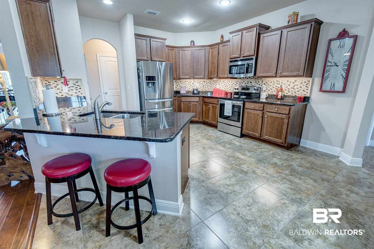 23094 Carnoustie Drive Foley, AL 36535 - Photo 19 of 43 Kitchen