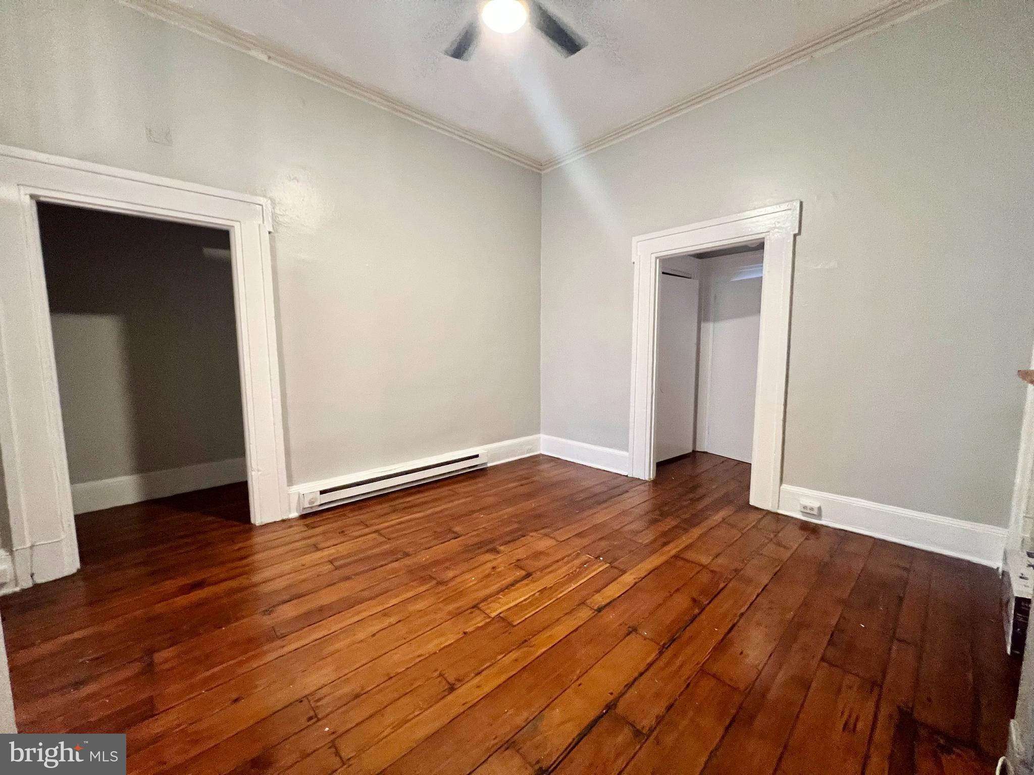 735 Spruce Street, Unit 2F Philadelphia, PA 19106 - Photo 7 of 11