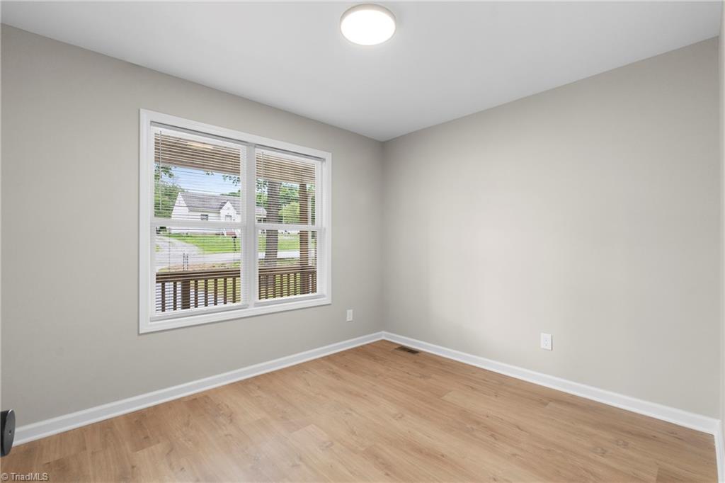 160 Old Fisher Ferry Road Thomasville, NC 27360 - Photo 15 of 19