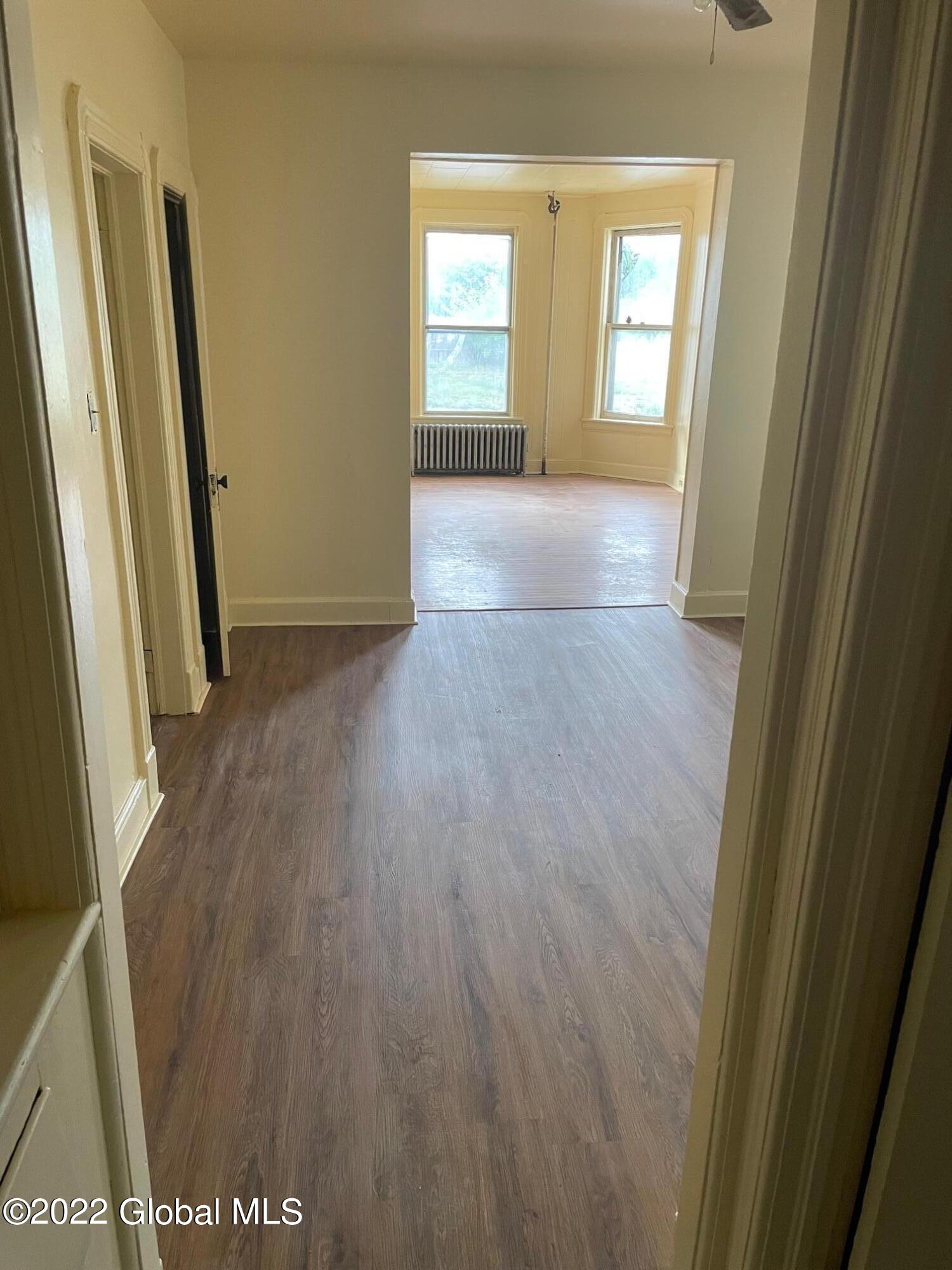 515 Summit Avenue Schenectady, NY 12307 - Photo 4 of 9 IMG_2268
