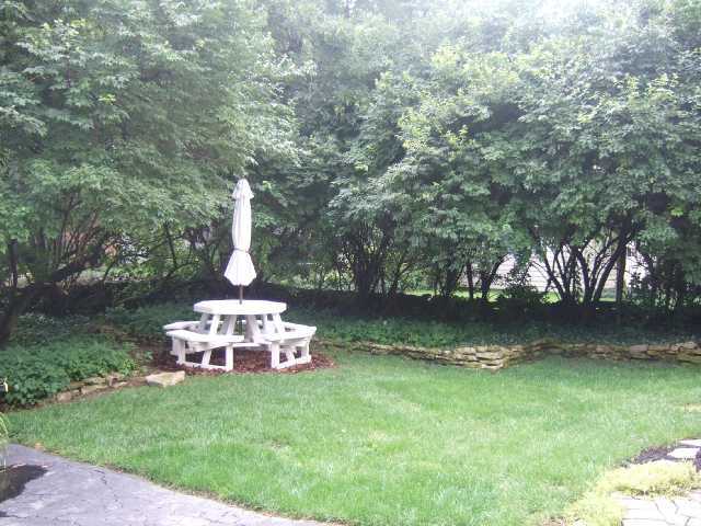 2642 York Road Upper Arlington, OH 43221 - Photo 13 of 15