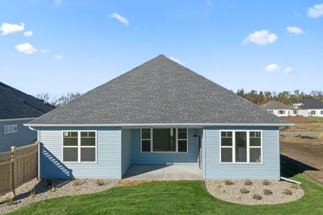 $449,990 | 1274 Highland Lane, Jordan, MN 55352