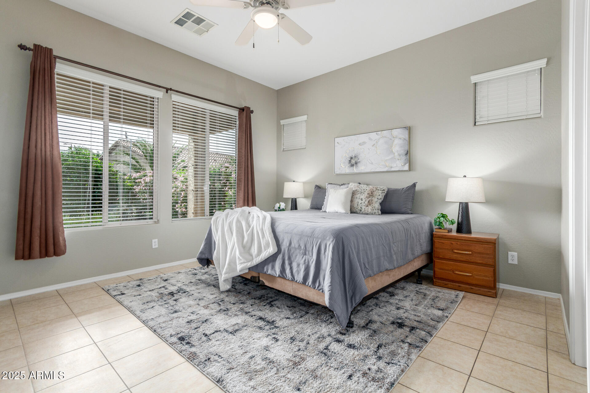 4553 East Narrowleaf Drive Gilbert, AZ 85298 - Photo 13 of 60 14 Narrowleaf