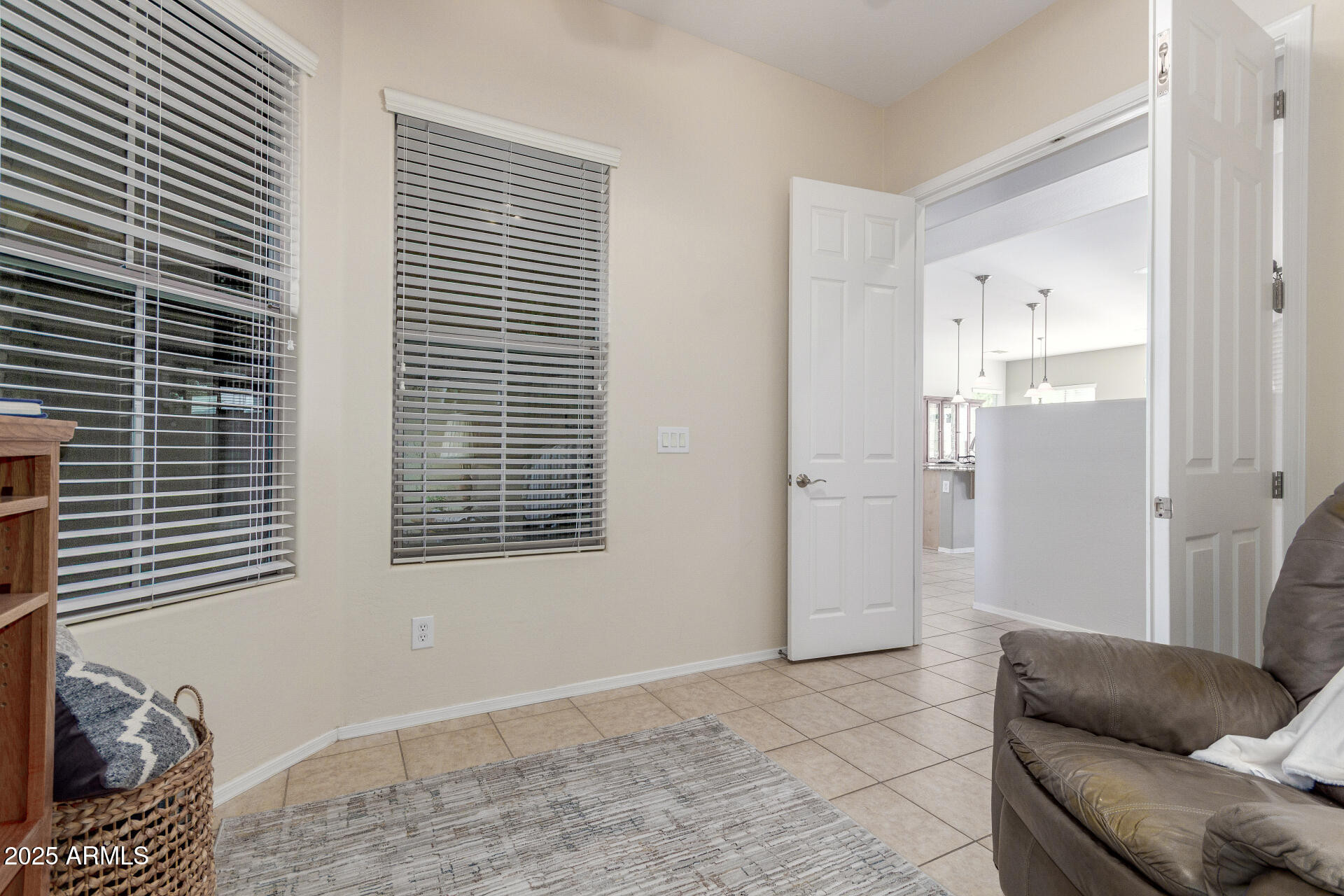 4553 East Narrowleaf Drive Gilbert, AZ 85298 - Photo 25 of 60 a view of livingroom with furniture and windows