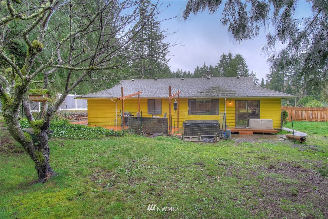 3245 Locker Road Southeast Port Orchard, WA 98366 - Photo 22 of 30 Gallery Image 22