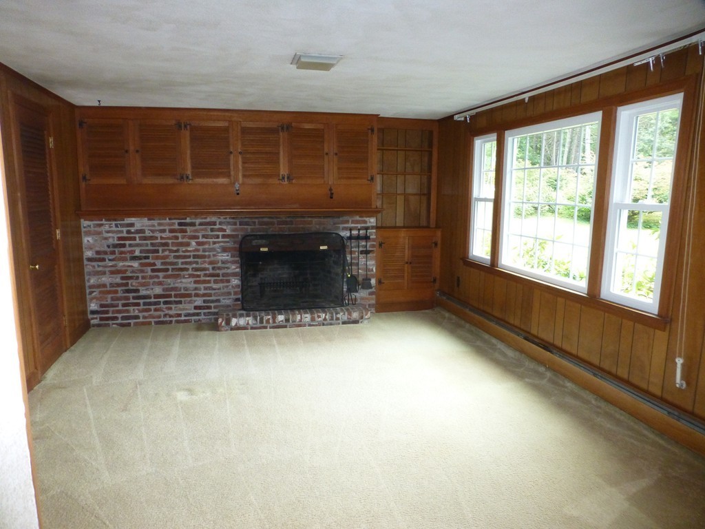 5 Fernwood Road Acton, MA 01720 - Photo 3 of 27 Gallery Image 3