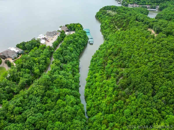 $29,999,900 | 0 Burton Duenke Lane, Osage Beach, MO 65065