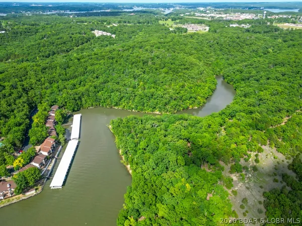 $29,999,900 | 0 Burton Duenke Lane, Osage Beach, MO 65065