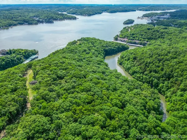 $29,999,900 | 0 Burton Duenke Lane, Osage Beach, MO 65065
