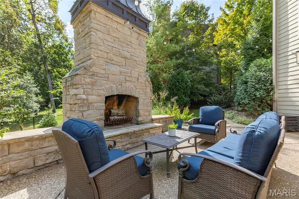 $1,810,000 | 1482 Country Lake Estates Drive, Chesterfield, MO 63005