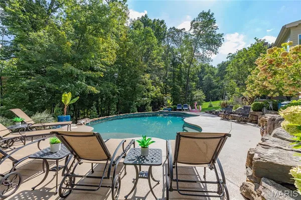 $1,810,000 | 1482 Country Lake Estates Drive, Chesterfield, MO 63005