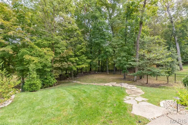 $1,810,000 | 1482 Country Lake Estates Drive, Chesterfield, MO 63005