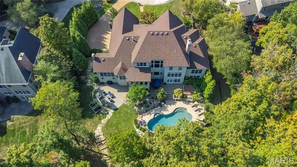 $1,810,000 | 1482 Country Lake Estates Drive, Chesterfield, MO 63005