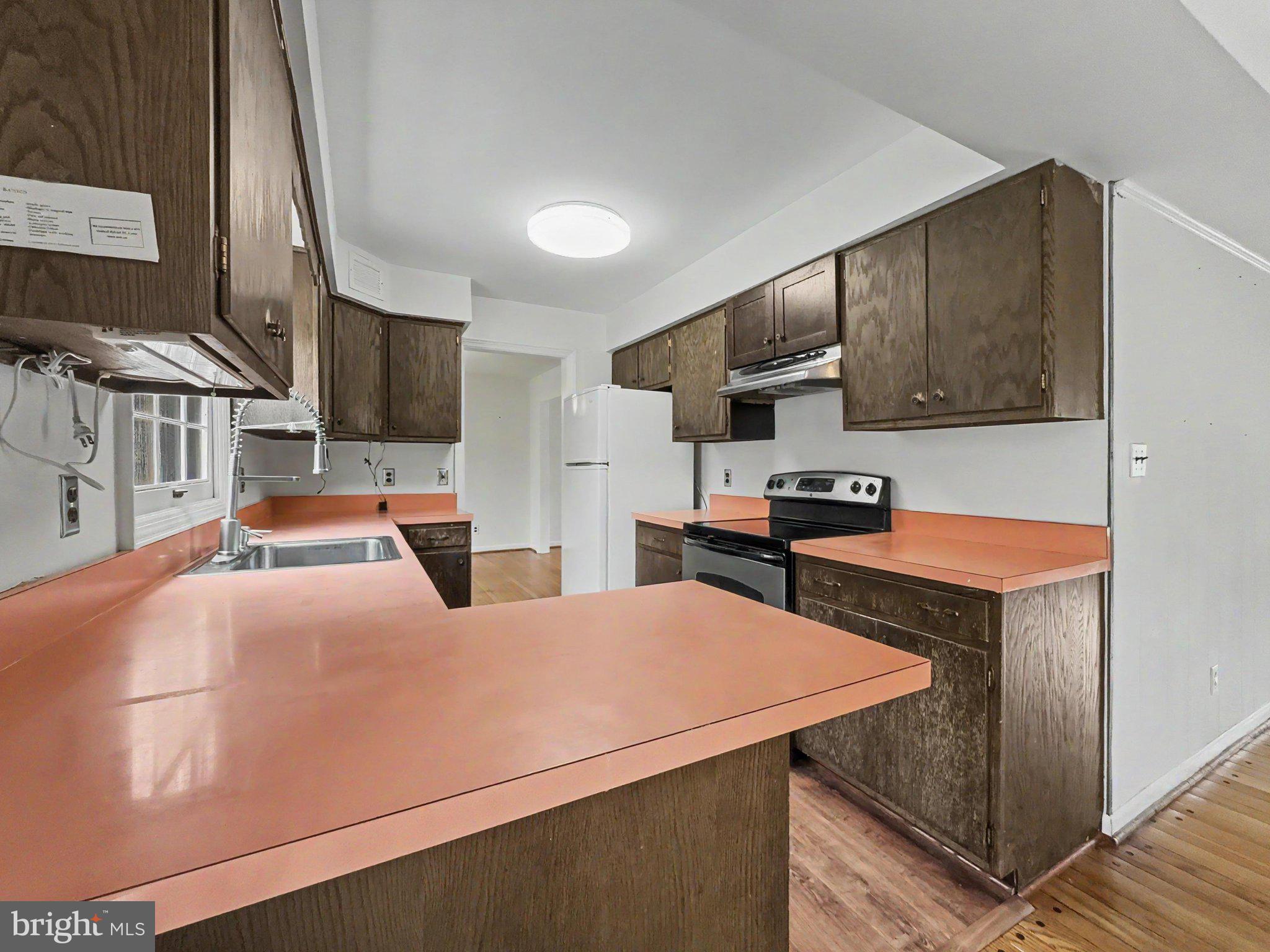 1318 Denby Road Baltimore, MD 21286 - Photo 14 of 41