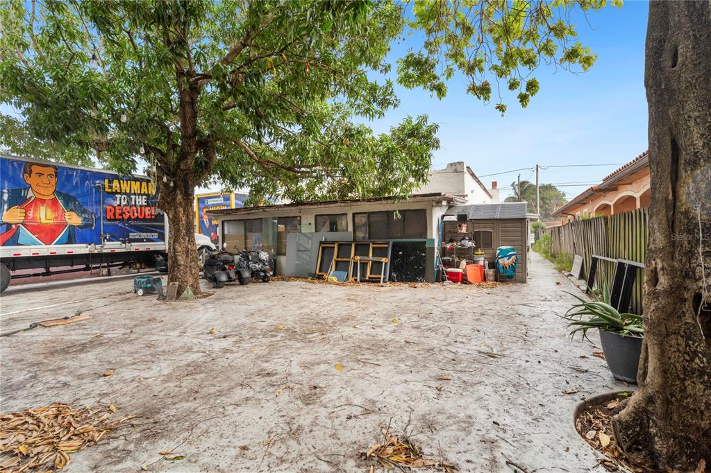 1829 5th Miami, FL 33125 - Photo 20 of 23