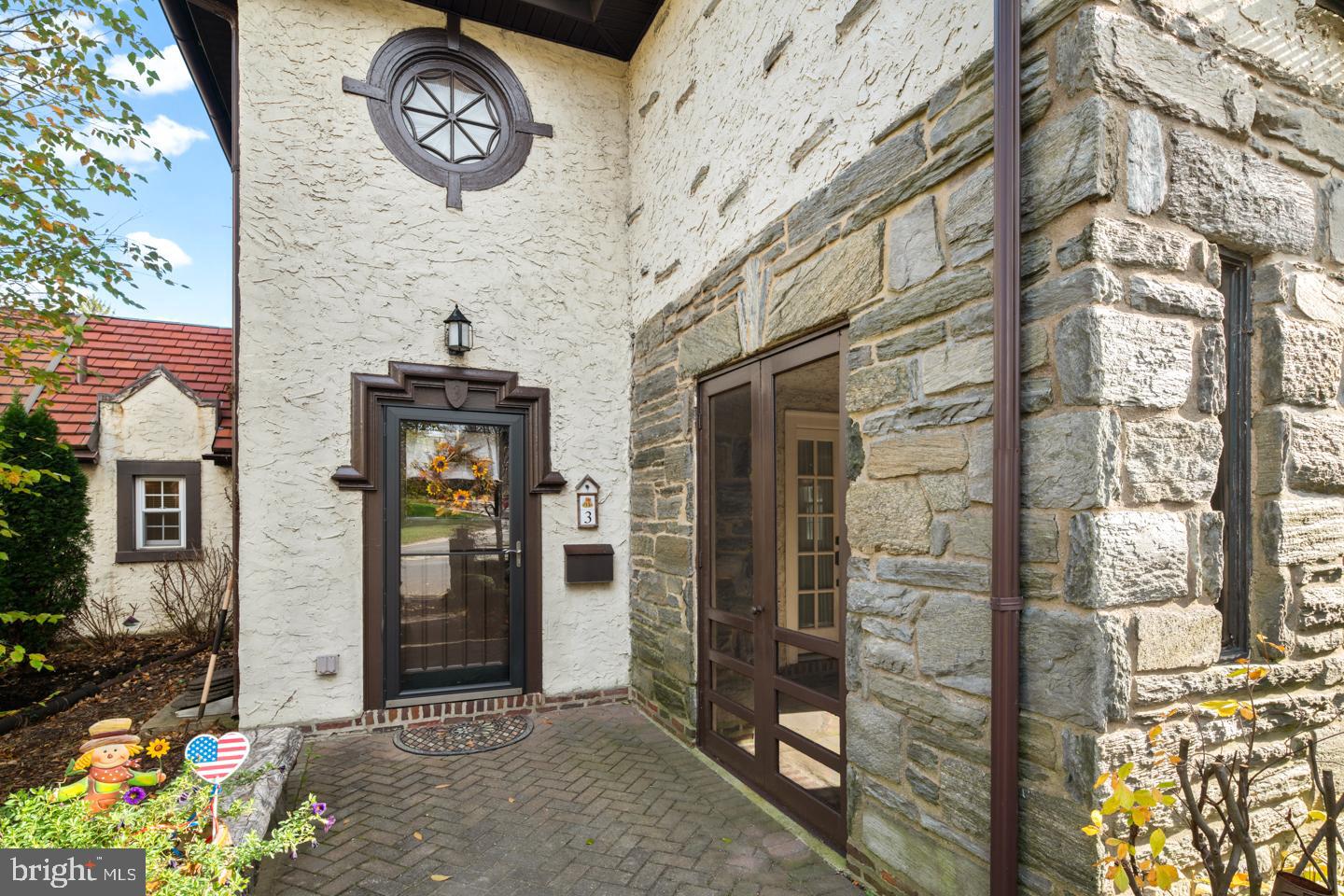 3 Windsor Circle Springfield, PA 19064 - Photo 2 of 26