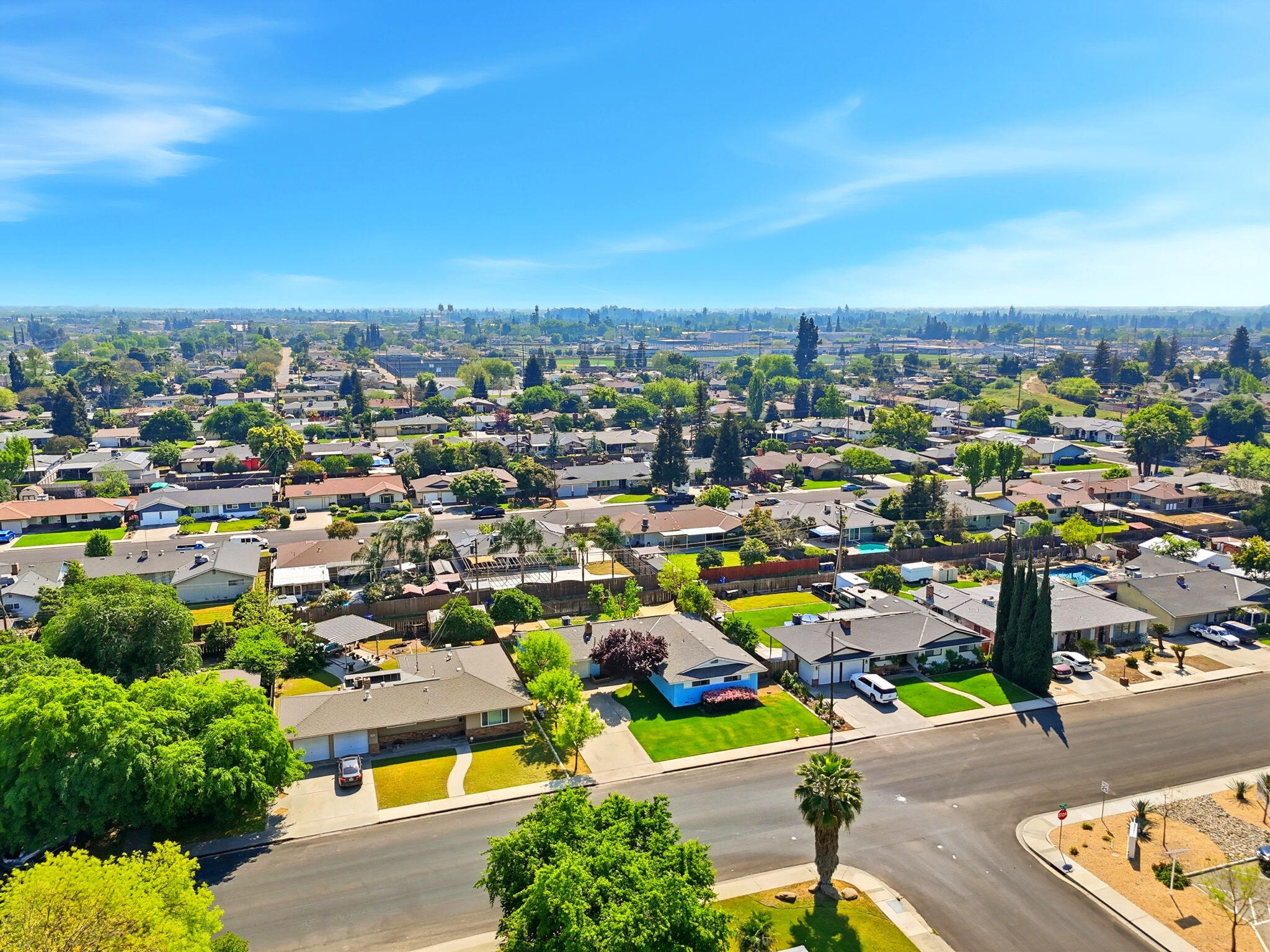 289 West Cypress Avenue Reedley, CA 93654 - Photo 44 of 49 9-289_W_Cypress_Ave_008
